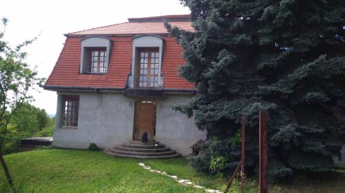 4 szintes ingatlan, a XII. kerület gyönyörű, hegyoldali részén 017