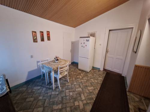 Eladó családi ház Hévízen 009