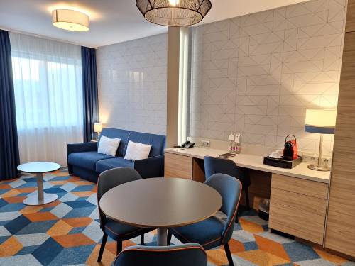 Hévízen, a 4*-os Hotel Európa fitben apartman eladó 001