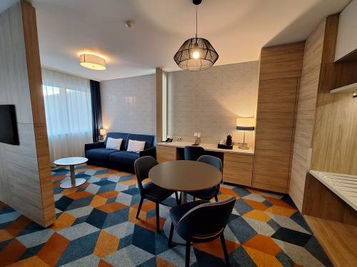 Hévízen, a 4*-os Hotel Európa fitben apartman eladó 002