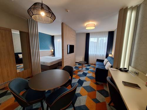 Hévízen, a 4*-os Hotel Európa fitben apartman eladó 004