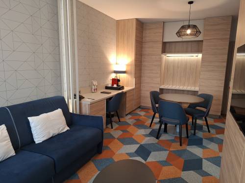 Hévízen, a 4*-os Hotel Európa fitben apartman eladó 011