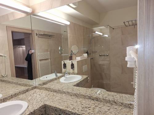 Hévízen, a 4*-os Hotel Európa fitben apartman eladó 016
