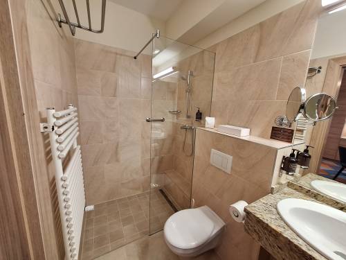 Hévízen, a 4*-os Hotel Európa fitben apartman eladó 017